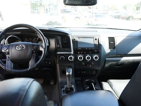 Used 2021 Toyota Sequoia TRD Pro AWD/4WD image 23