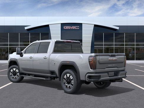 New 2025 GMC Sierra 3500 Denali w/ Denali Reserve Package image 3