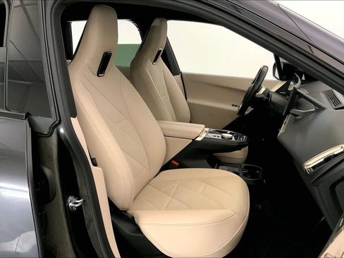 Used 2024 BMW iX xDrive50 AWD/4WD image 6