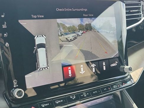 Used 2022 Jeep Grand Wagoneer Series II w/ Premium Group II image 27