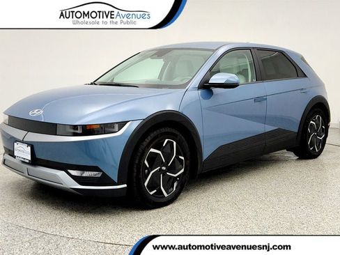 Used 2023 Hyundai Ioniq 5 SEL image 1