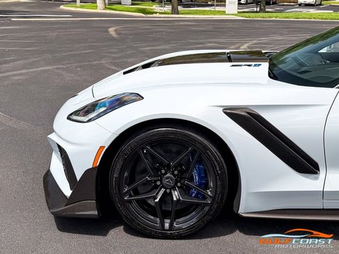 Used 2019 Chevrolet Corvette ZR1 RWD image 45