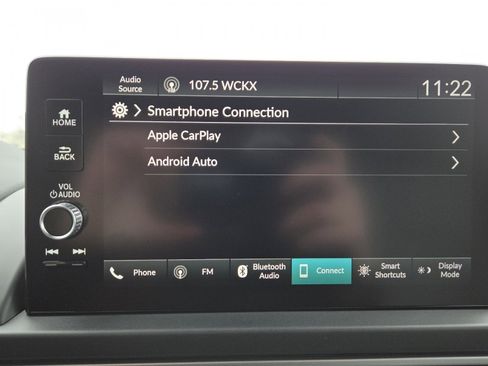 Used 2025 Honda Pilot EX-L image 4