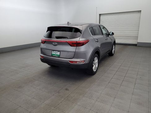 Used 2019 Kia Sportage LX image 9