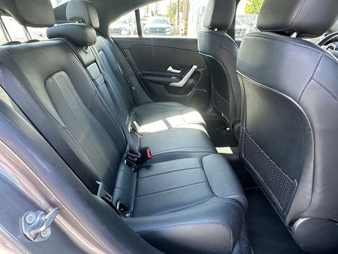 Used 2023 Mercedes-Benz CLA 250 image 21