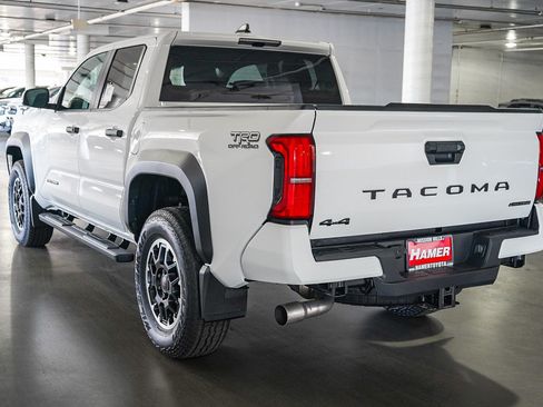 New 2026 Toyota Tacoma TRD Off-Road AWD/4WD image 5
