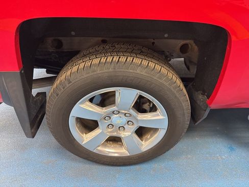 Used 2018 Chevrolet Silverado 1500 LT w/ All Star Edition image 5