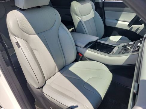 Used 2023 Hyundai Palisade SEL FWD image 24