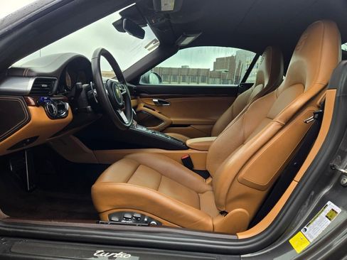 Certified 2017 Porsche 911 Turbo image 17