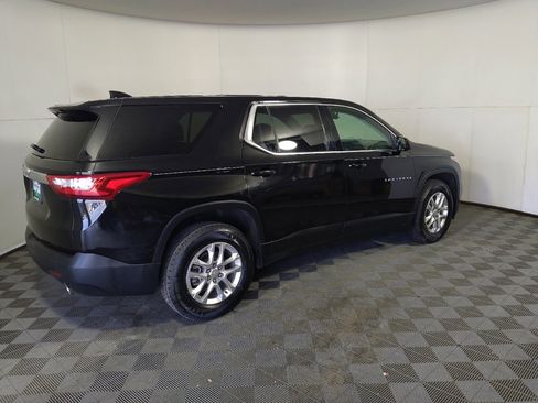 Used 2019 Chevrolet Traverse LS FWD image 10
