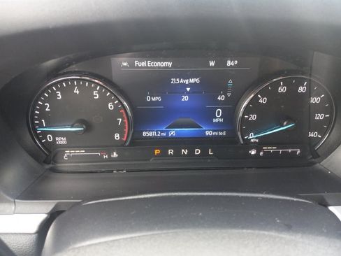 Used 2021 Ford Explorer XLT w/ Equipment Group 202A AWD/4WD image 6