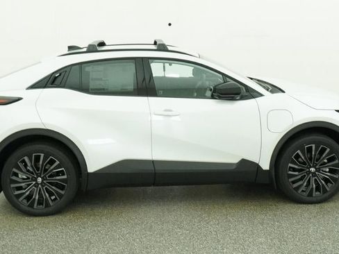 New 2026 Toyota C-HR AWD/4WD image 11