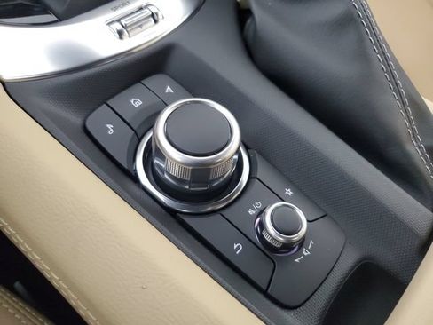 Used 2025 MAZDA MX-5 Miata RF Grand Touring RWD image 28