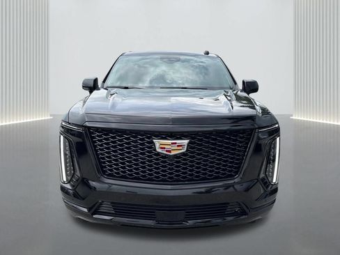 New 2026 Cadillac Escalade ESV Platinum Sport w/ LPO, Floor Liner Package AWD/4WD image 2