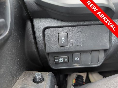 Used 2023 Toyota Tacoma SR image 19
