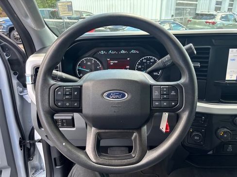 Used 2025 Ford F250 XLT AWD/4WD image 16