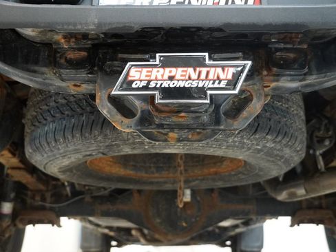 Used 2021 Toyota Tacoma Limited AWD/4WD image 11
