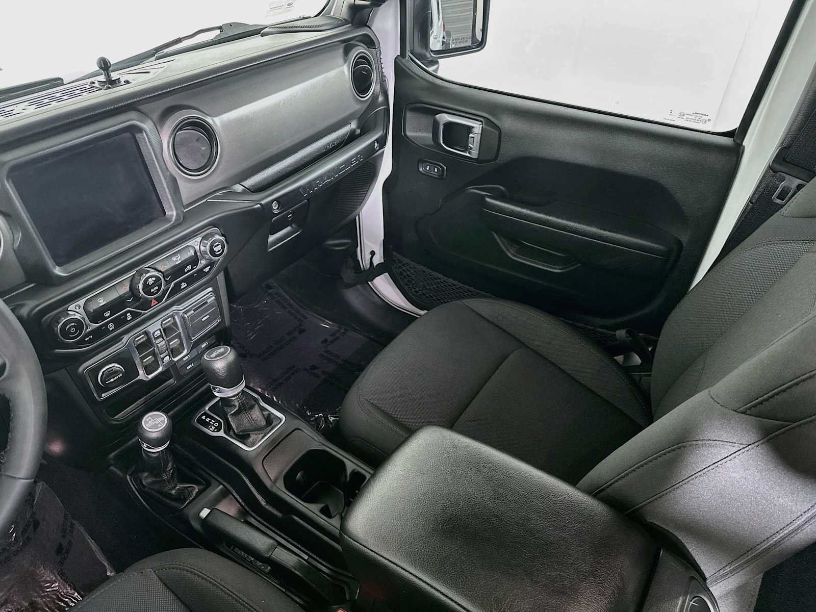 Used 2023 Jeep Wrangler Unlimited Sport AWD/4WD image 21