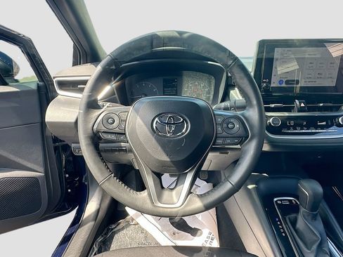 Used 2024 Toyota Corolla SE FWD image 11