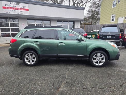 Used 2014 Subaru Outback 2.5i Limited w/ Moonroof Package image 36