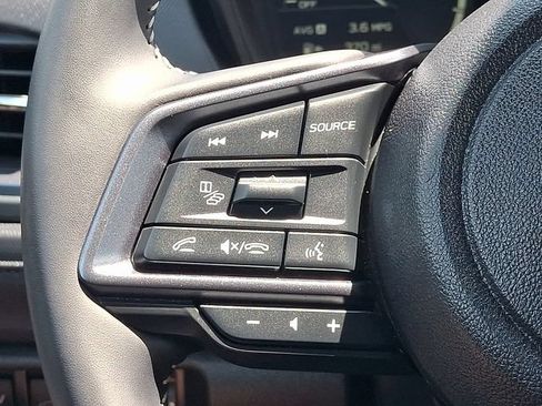 Used 2025 Subaru Forester Limited AWD/4WD image 22