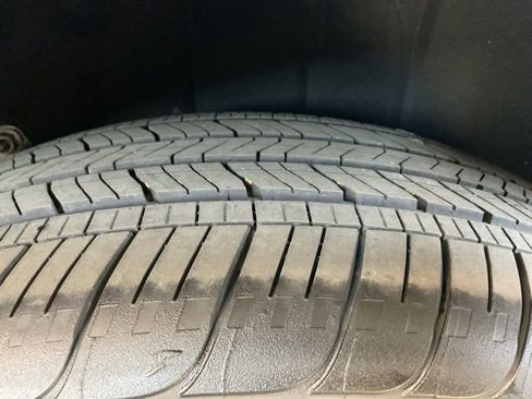 Used 2026 Toyota Highlander Platinum AWD/4WD image 8