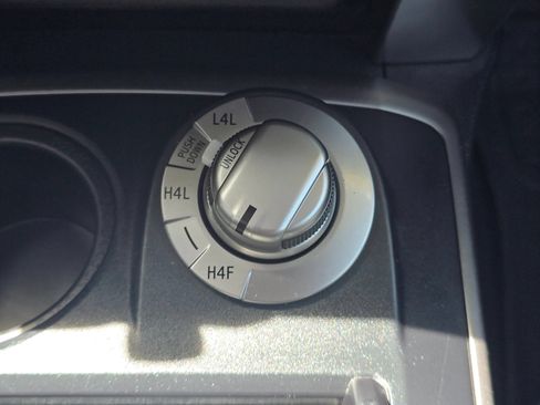 Used 2023 Toyota 4Runner Limited AWD/4WD image 28