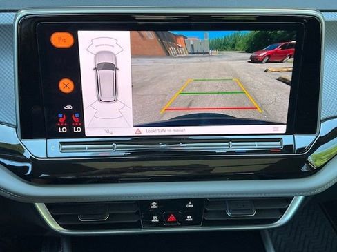 New 2026 Volkswagen Atlas Peak Edition image 31