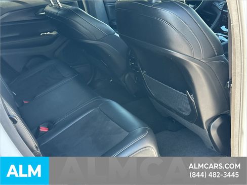 Used 2025 Jeep Grand Cherokee Altitude AWD/4WD image 17