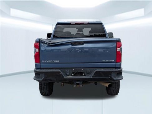 Used 2024 Chevrolet Silverado 2500 Custom w/ Custom Convenience Package AWD/4WD image 5