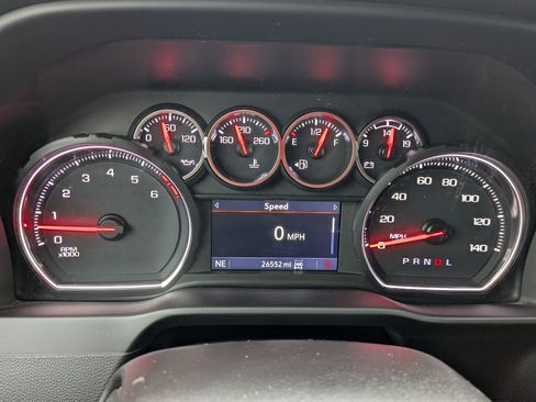 Used 2022 Chevrolet Silverado 2500 Custom w/ Custom Value Package image 17