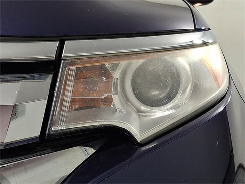 Used 2011 Ford Edge SEL w/ 201A Rapid Spec Order Code image 12