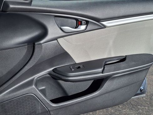 Used 2020 Honda Civic EX image 28