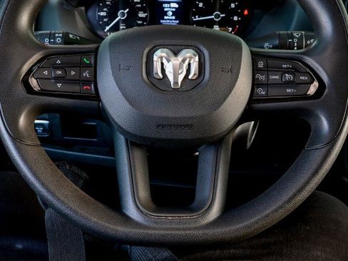 Used 2025 RAM ProMaster 2500 w/ Safety Group image 27