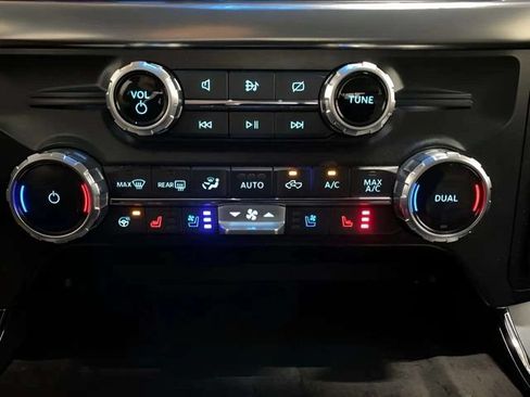 Used 2023 Ford F150 Lariat AWD/4WD image 45