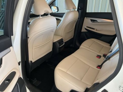 Used 2020 INFINITI QX50 Essential image 17