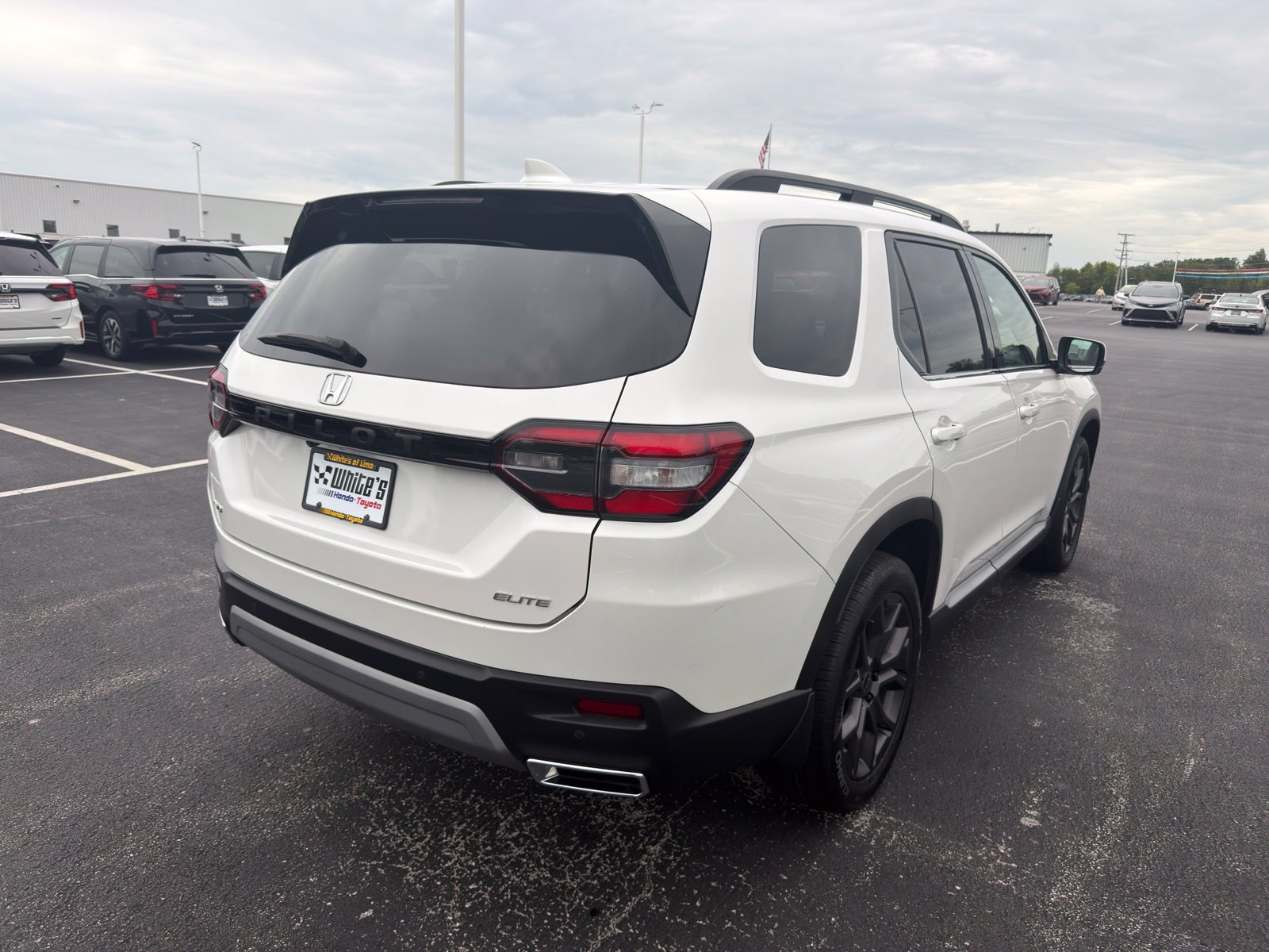 Used 2023 Honda Pilot Elite image 5