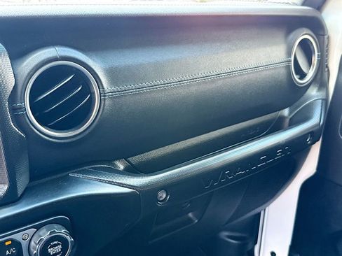 Used 2023 Jeep Wrangler Unlimited Rubicon 4xe w/ Cold Weather Group image 22