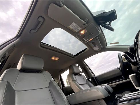 Used 2019 Toyota Tundra Limited image 23