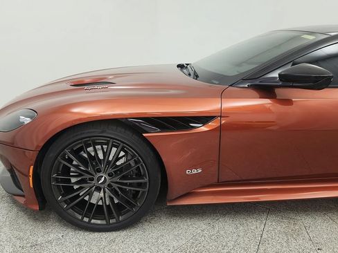Used 2020 Aston Martin DBS Superleggera RWD image 12
