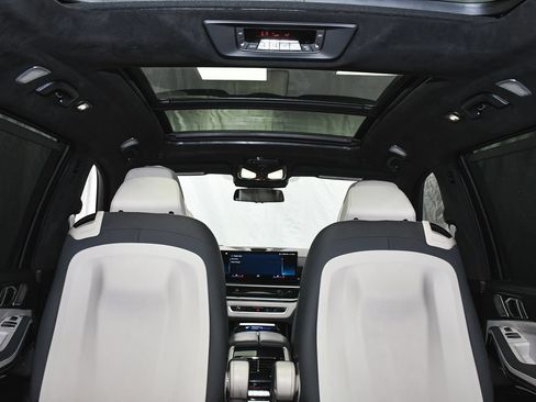 Used 2023 BMW X7 xDrive40i w/ Executive Package AWD/4WD image 91