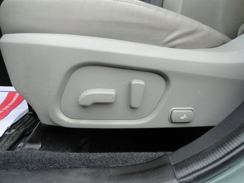 Used 2016 Subaru Forester 2.5i Limited image 11