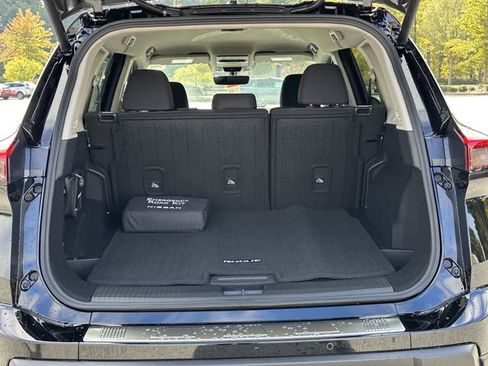 New 2026 Nissan Rogue SV FWD image 14