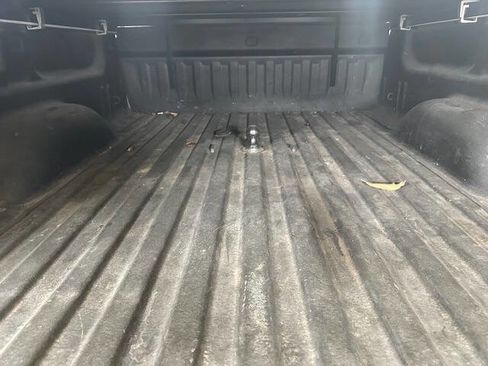 Used 2014 Chevrolet Silverado 2500 LT w/ Convenience Package image 11