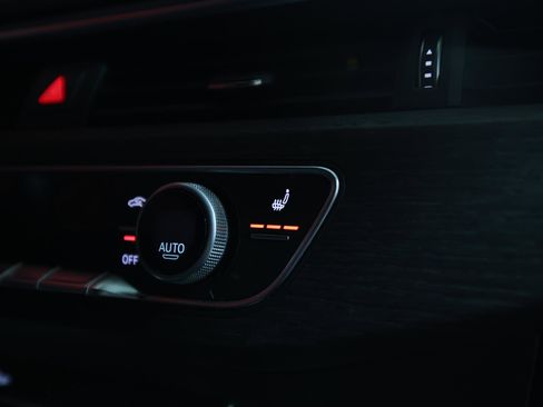 Used 2018 Audi A5 2.0T Premium image 26