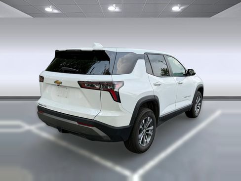 Used 2026 Chevrolet Equinox LT AWD/4WD image 7