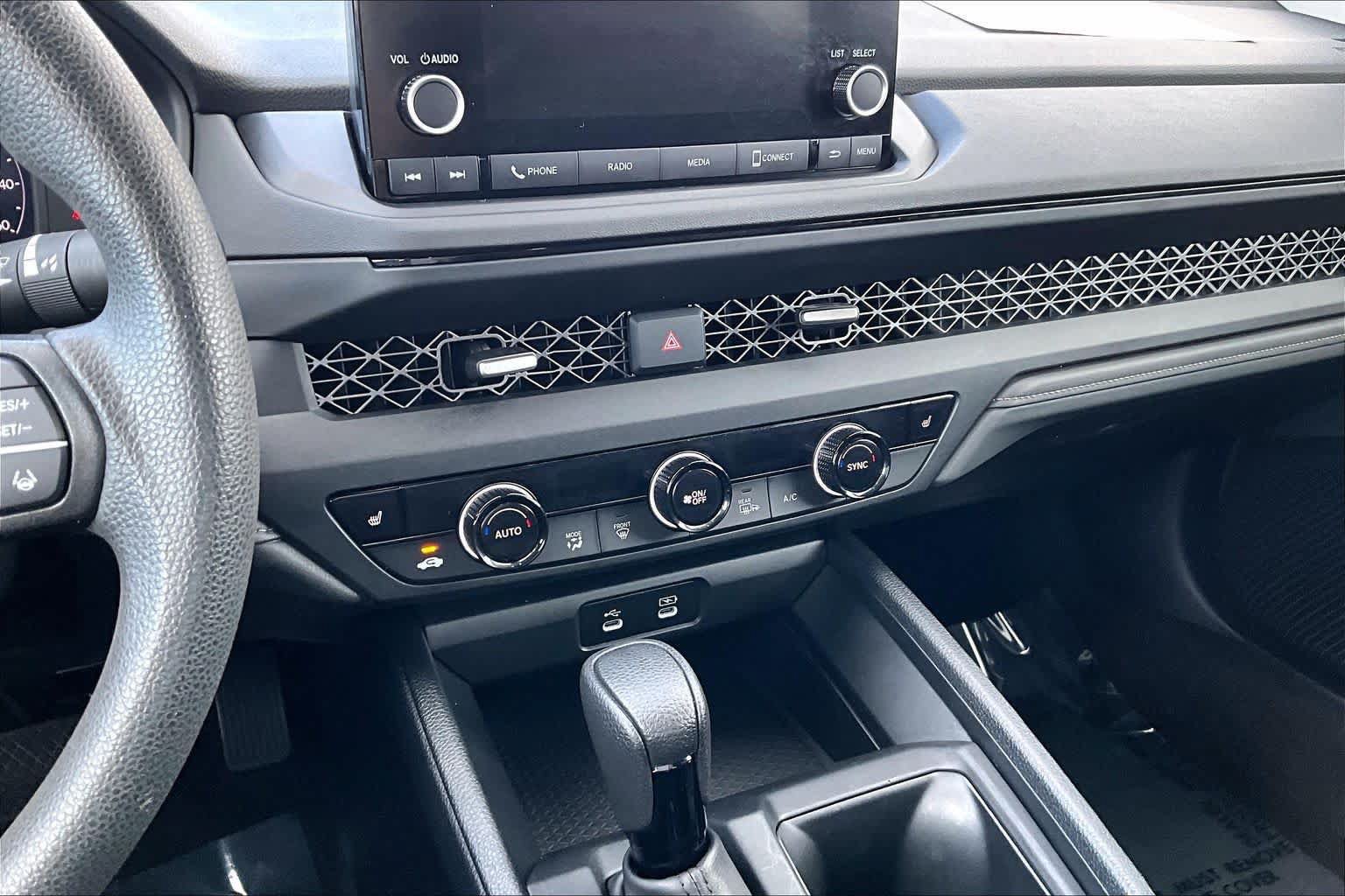 Used 2024 Honda Accord EX image 6