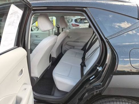 Used 2025 Hyundai Kona SEL AWD/4WD image 14
