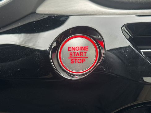 Used 2025 Acura MDX SH-AWD w/ Technology Package image 20