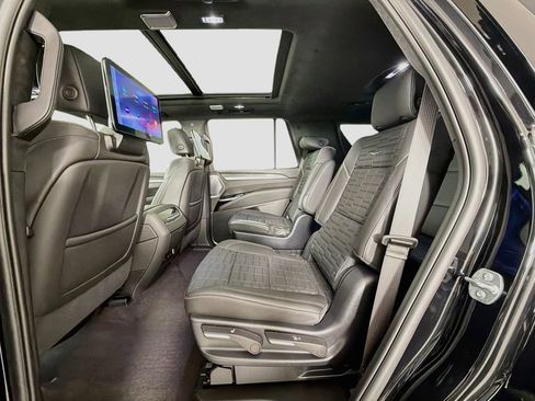 Used 2025 Cadillac Escalade V w/ LPO, Floor Liner Package AWD/4WD image 25